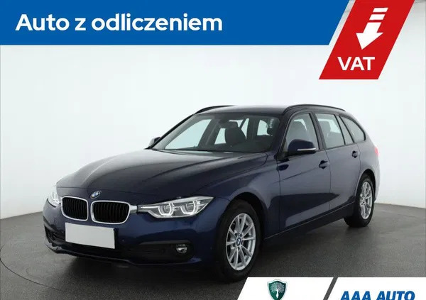 mazowieckie BMW Seria 3 cena 79000 przebieg: 96246, rok produkcji 2019 z Dobrzany